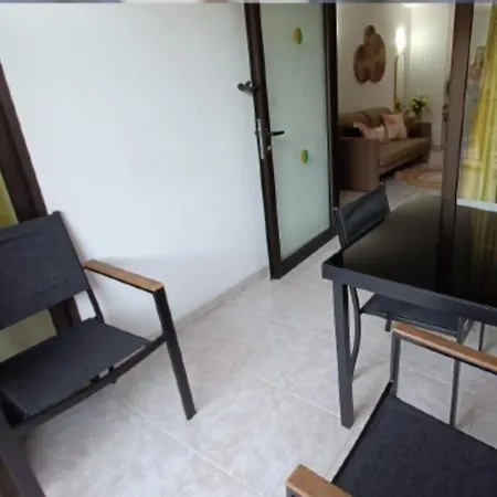Guinea Accommodation, Playa Del Inglés *